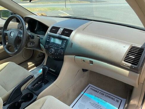 Used 2005 Honda Accord LX image 20