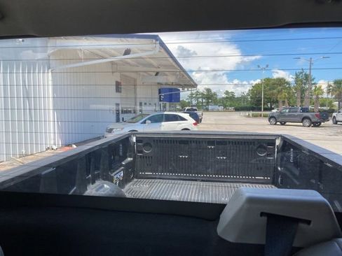 Used 2022 Ford F350 XL w/ Power Equipment Group image 31