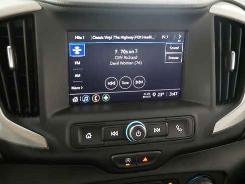 Used 2024 GMC Terrain SLE image 22