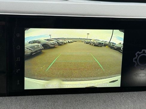 New 2025 Nissan Kicks SV image 29