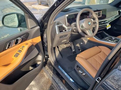 New 2026 BMW X5 xDrive40i w/ M Sport Package image 9