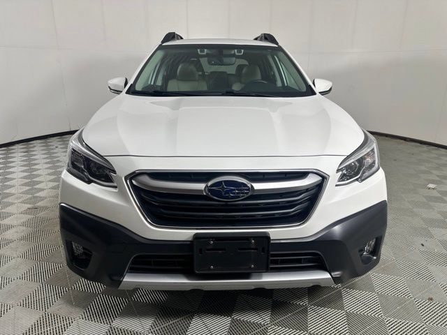 Used 2021 Subaru Outback Limited AWD/4WD image 2