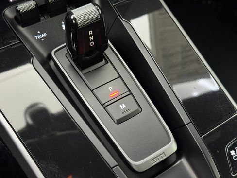 Used 2022 Porsche 911 Carrera S w/ Sport Package image 31