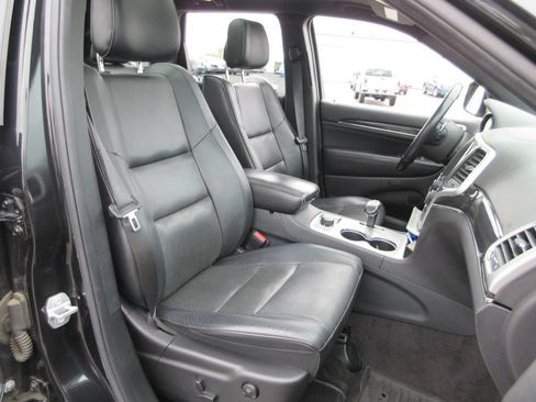 Used 2015 Jeep Grand Cherokee High Altitude AWD/4WD image 23