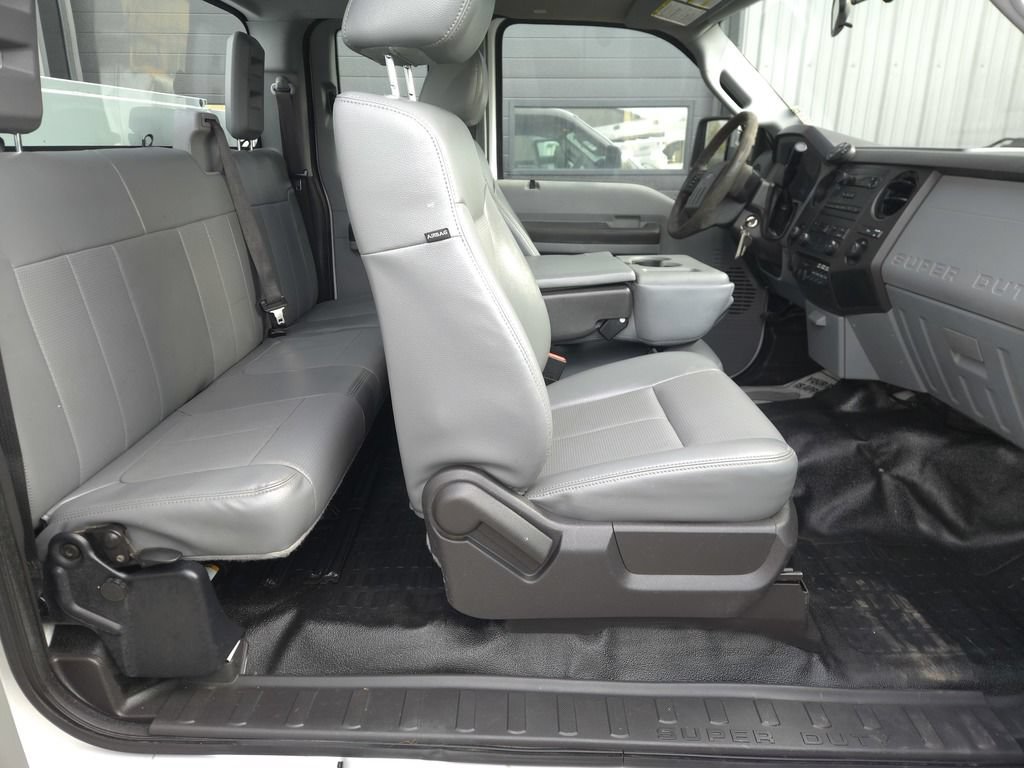 Used 2015 Ford F250 XL w/ Snow Plow Prep Package AWD/4WD image 17