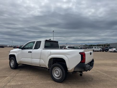 Used 2024 Toyota Tacoma SR RWD image 14