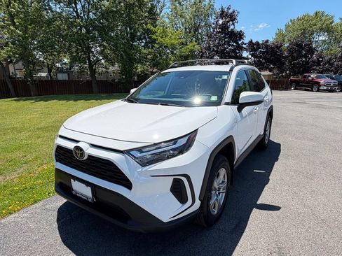 Used 2023 Toyota RAV4 XLE w/ XLE Grade Weather Package AWD/4WD image 8
