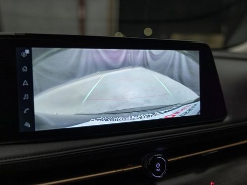 Used 2023 Nissan Ariya AWD image 28