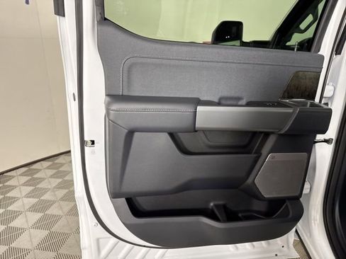 New 2026 Ford F350 Lariat image 19