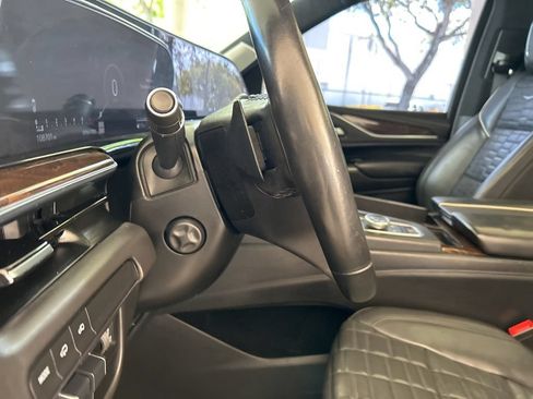 Used 2021 Cadillac Escalade Sport Platinum RWD image 55