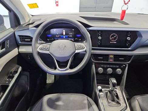 Certified 2023 Volkswagen Taos SE FWD image 13