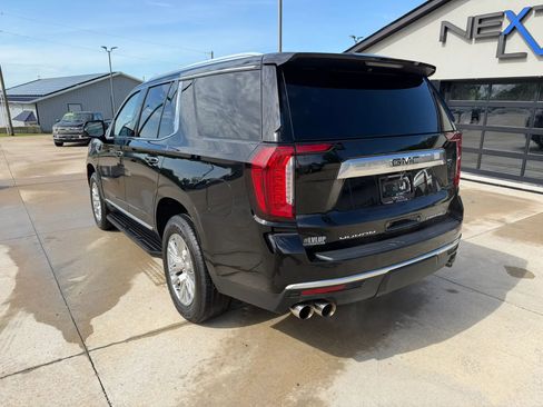 Used 2021 GMC Yukon Denali AWD/4WD image 7