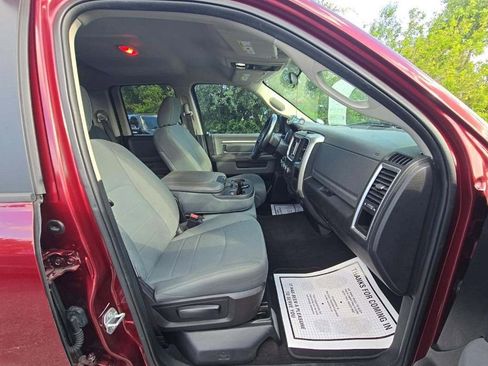 Used 2017 RAM 1500 Classic SLT AWD/4WD image 11