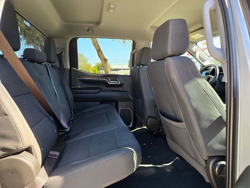 Used 2023 Chevrolet Silverado 1500 LT image 27