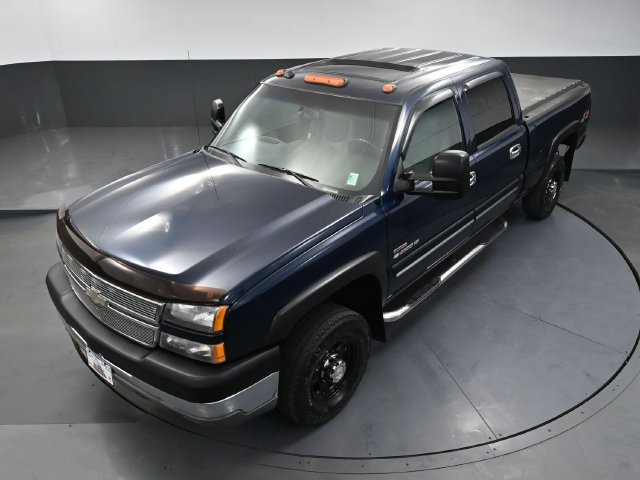 Used 2005 Chevrolet Silverado 2500 LS w/ Heavy-Duty Power Package AWD/4WD image 49