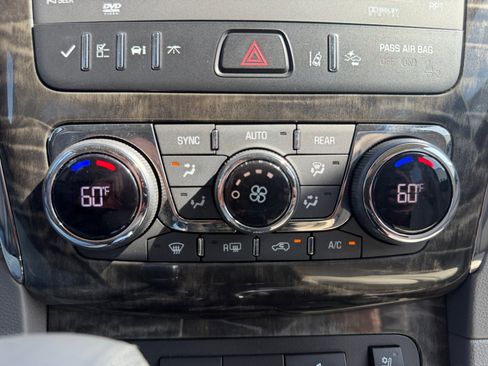 Used 2014 Buick Enclave Premium FWD image 15