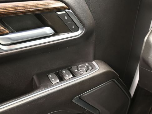 Used 2022 GMC Sierra 1500 Elevation image 30