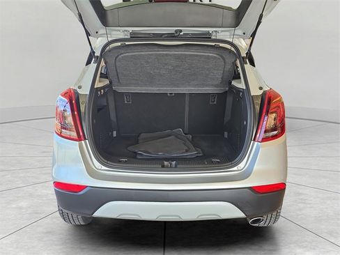 Used 2022 Buick Encore Preferred w/ Safety Package image 13