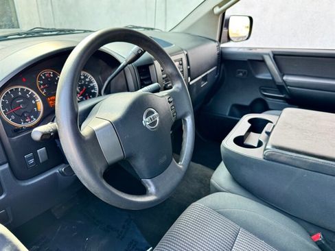 Used 2012 Nissan Titan SV image 16