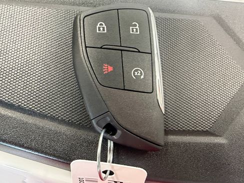 Used 2024 Chevrolet Colorado LT w/ LT Convenience Package II RWD image 32