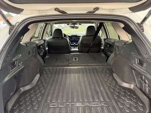 Used 2022 Subaru Outback Limited XT AWD/4WD image 25