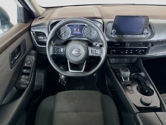 Used 2022 Nissan Rogue S AWD/4WD image 16