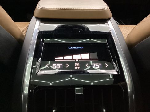 Used 2018 Volvo S90 T6 Inscription image 45