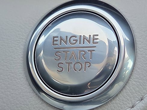 New 2026 Lincoln Nautilus Premier image 20