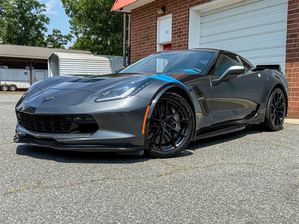 Used 2017 Chevrolet Corvette Grand Sport RWD image 2