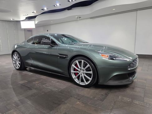 Used 2016 Aston Martin Vanquish RWD image 1