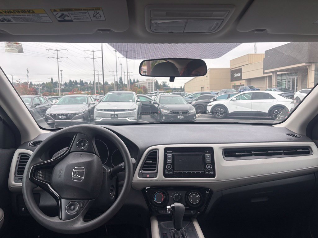 Used 2022 Honda HR-V LX image 6