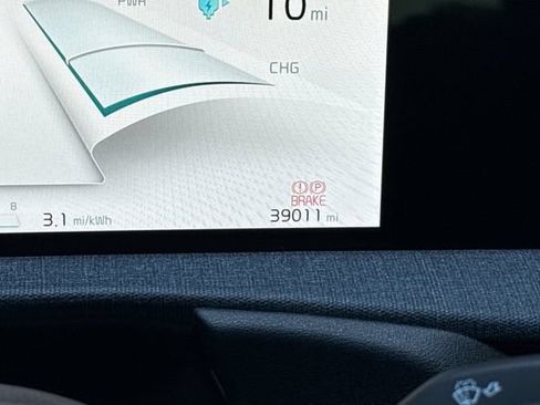 Certified 2024 Kia EV6 Light RWD image 34