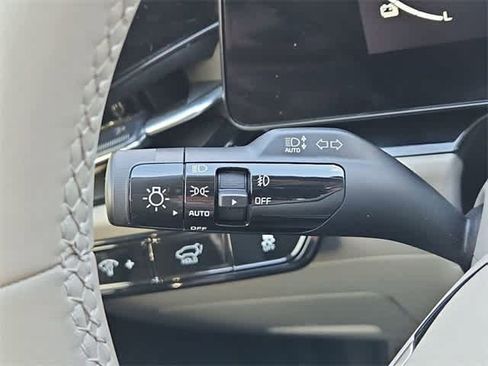 Used 2023 Kia Niro Wave w/ Wave Preserve Package image 27