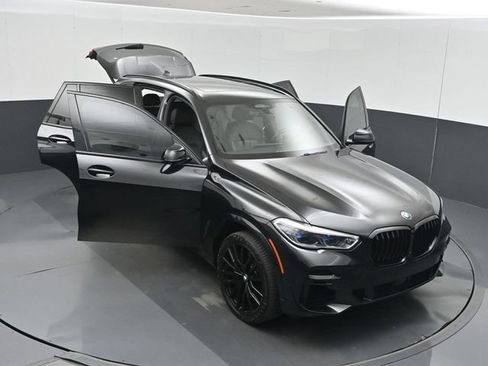 Used 2022 BMW X5 M50i w/ Executive Package AWD/4WD image 58