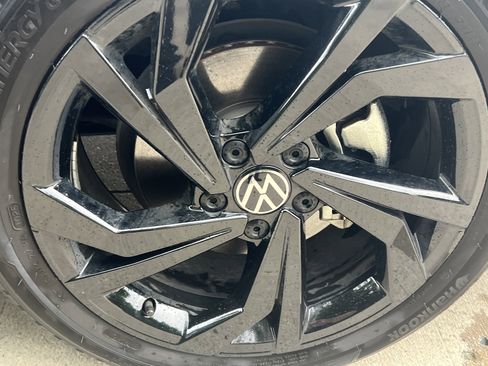 Used 2025 Volkswagen Jetta SE w/ Sunroof Package FWD image 12
