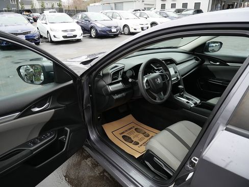 Used 2018 Honda Civic LX image 9