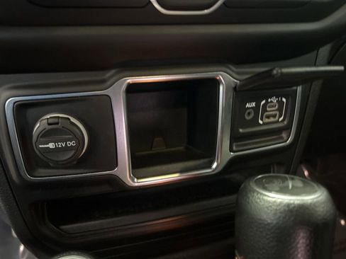 Certified 2021 Jeep Wrangler Unlimited Sport image 40