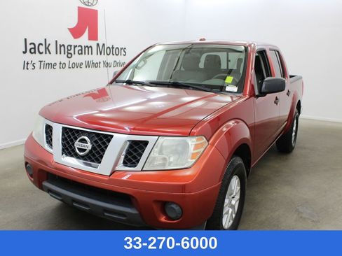 Used 2014 Nissan Frontier SV RWD image 1