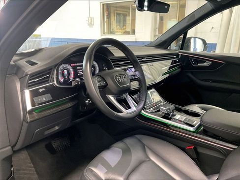 Used 2025 Audi Q7 3.0T Premium Plus AWD/4WD image 8