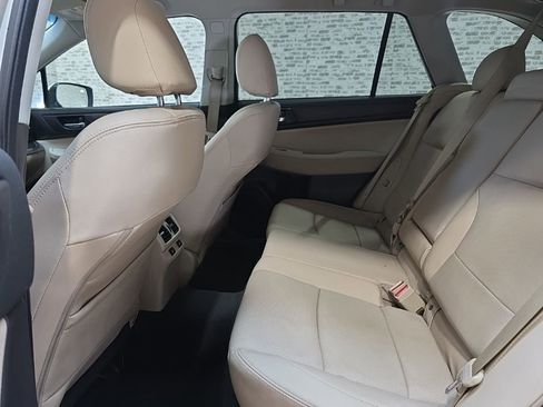 Used 2017 Subaru Outback 2.5i Limited image 14