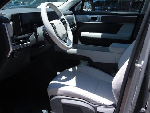 New 2026 Hyundai Santa Fe SE image 9