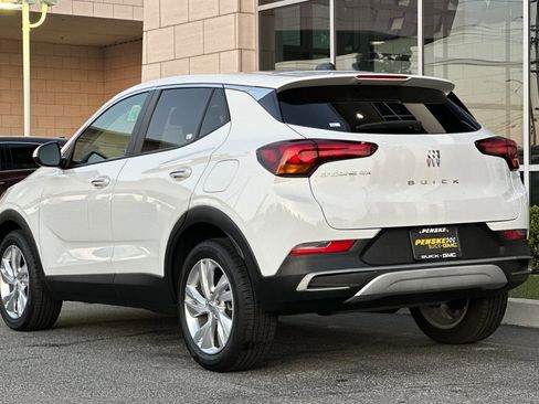 Used 2024 Buick Encore GX Preferred image 6