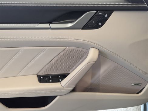 Certified 2025 Porsche 911 Carrera image 11