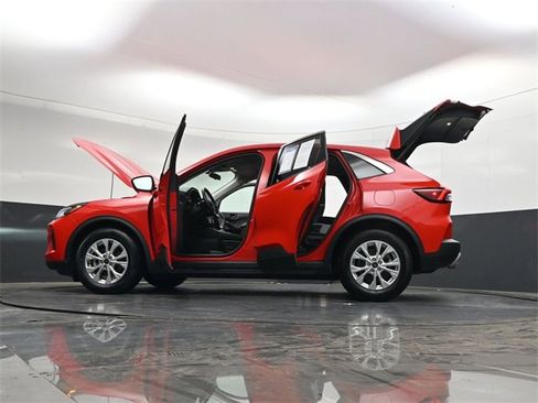 Used 2024 Ford Escape Active w/ Cold Weather Package image 40