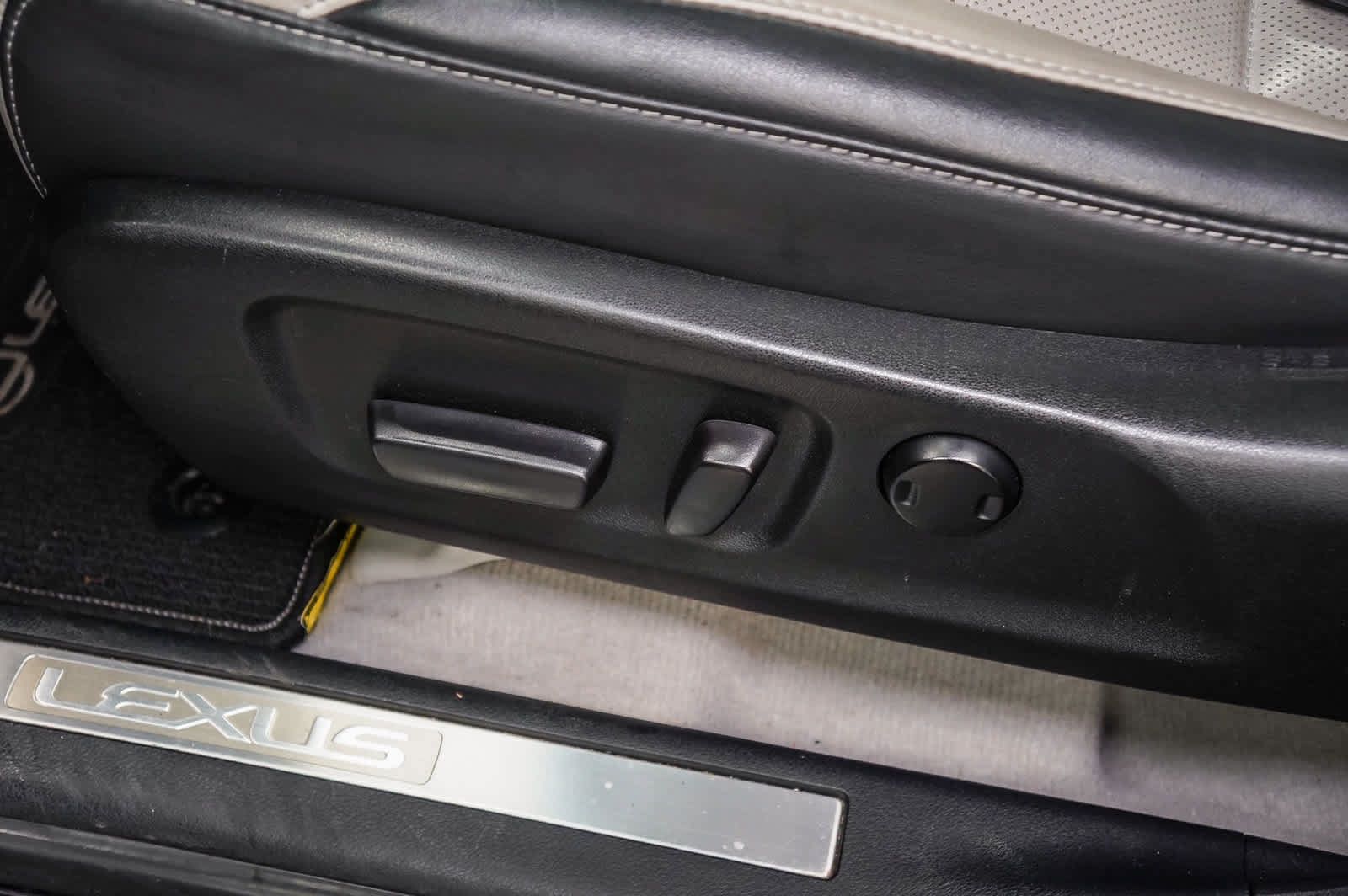 Used 2019 Lexus RX 350 FWD w/ Navigation Package image 21