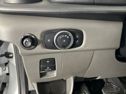 Used 2023 Ford Transit 350 XLT image 13