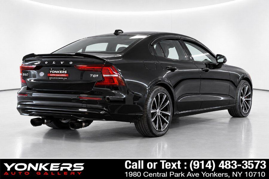 Used 2025 Volvo S60 T8 Plus AWD/4WD image 6