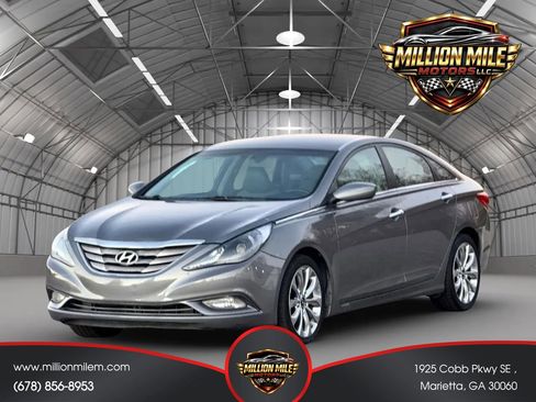 Used 2013 Hyundai Sonata SE FWD image 6