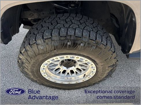 Used 2023 Toyota Tacoma SR5 w/ Technology Package AWD/4WD image 12