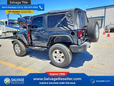 Used 2008 Jeep Wrangler Sahara w/ Dual Top Group AWD/4WD image 3